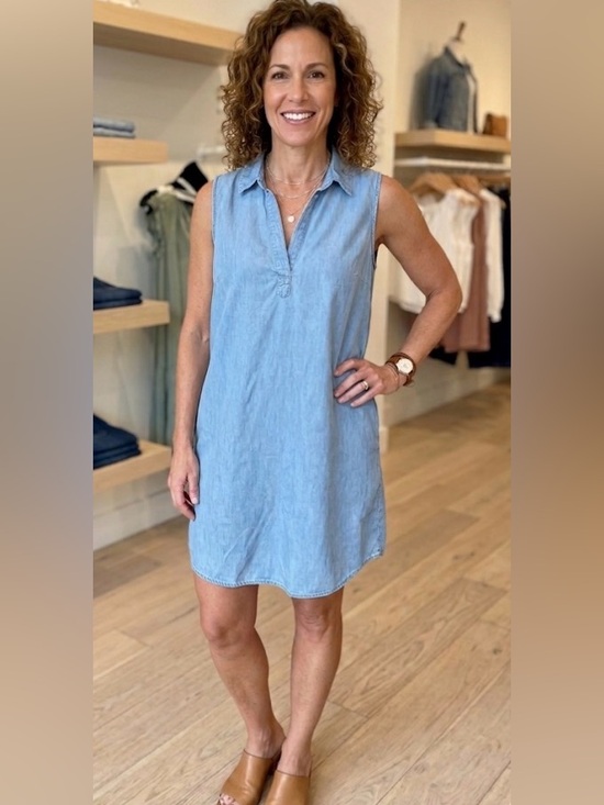 Faded Glory Dresses & Skirts - Faded Glory Chambray Dress